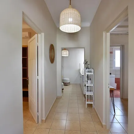 Cristina's House Adamantas (Milos)