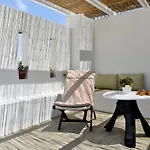 Cristina's House, Elegant Boho Walk To Port Adamantas (Milos)