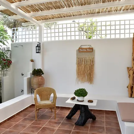 Cristina's House, Elegant Boho Walk To Port * آداماس