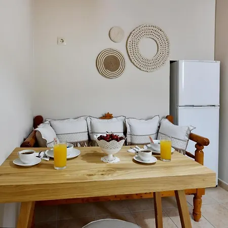 Cristina's House Holiday home Adamantas (Milos)